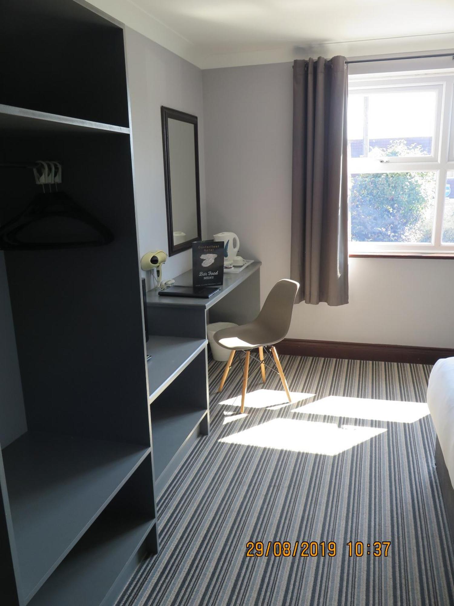 Oyster Fleet Hotel Canvey Island Eksteriør bilde
